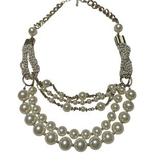 Elegant Pearl Necklace